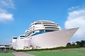 Pacific Palace Hotel