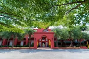 Sheik Istana