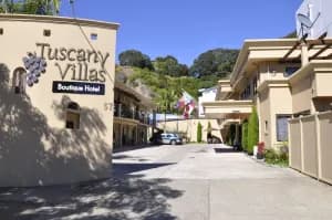 Tuscany Villas, Whakatane