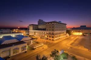 Hotel Bentley
