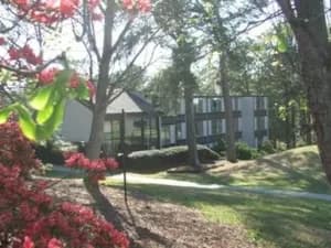 The Inn at Houndslake