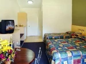 Heavitree Gap Caravan Park