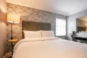 TF Royal Hotel