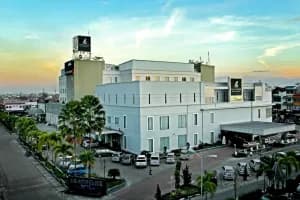 Hotel Grand Elite