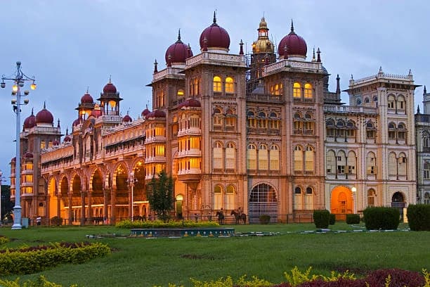 Mysore Palace thumb 5