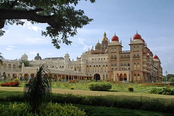 Mysore Palace thumb 7