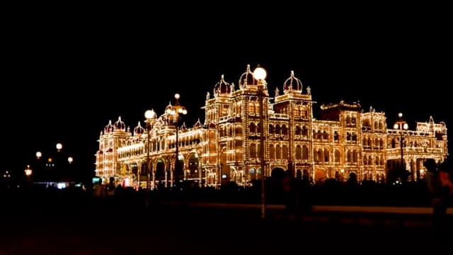 Mysore Palace thumb 2