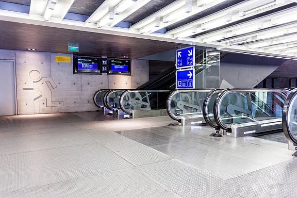 Amstelveenseweg Metro Station 2