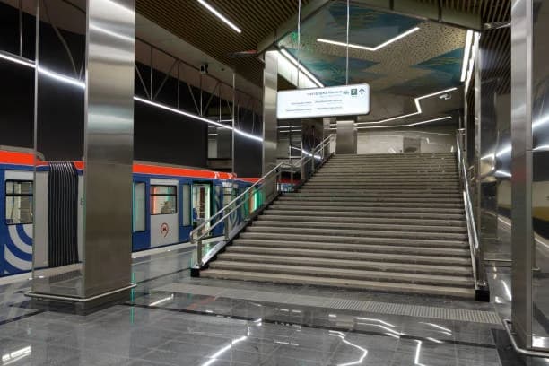 Amstelveenseweg Metro Station thumb 3