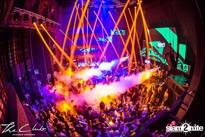 The Club 8