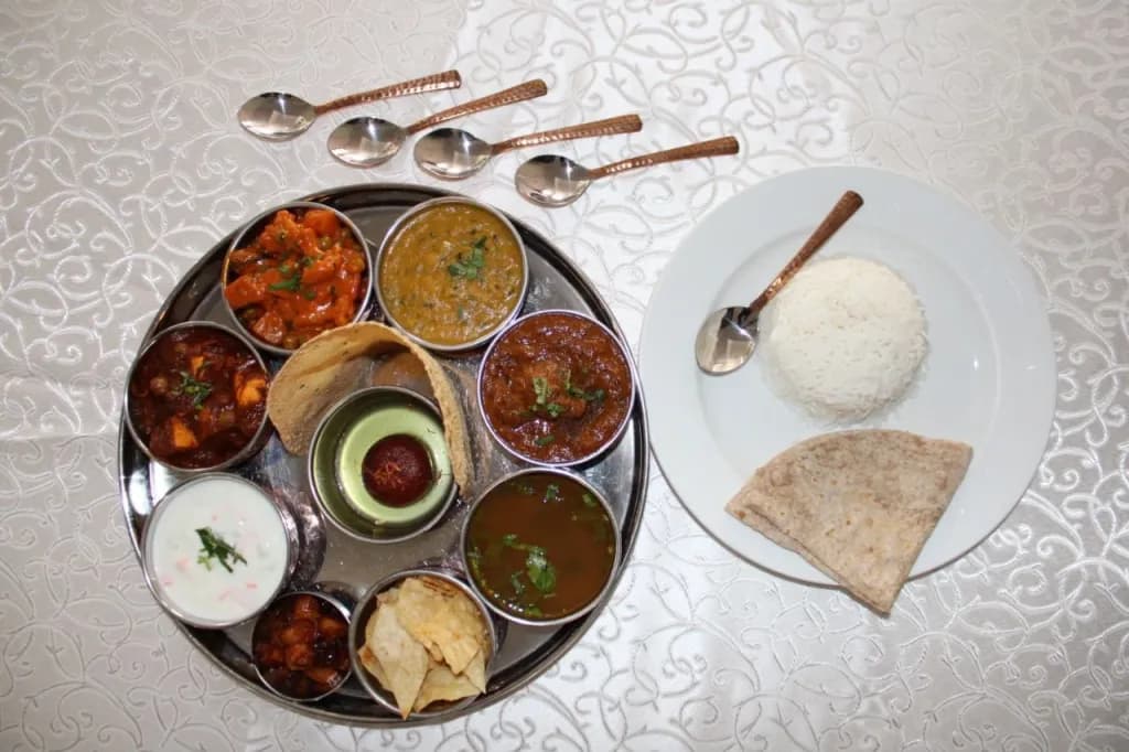 Raaj Kapur Indian Restaurant 4