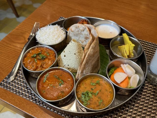 Dahi Handi Indian Restaurant thumb 6