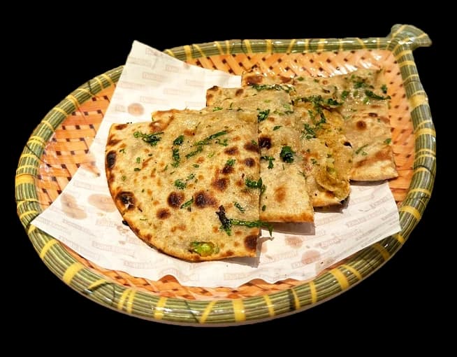 Dahi Handi Indian Restaurant 3