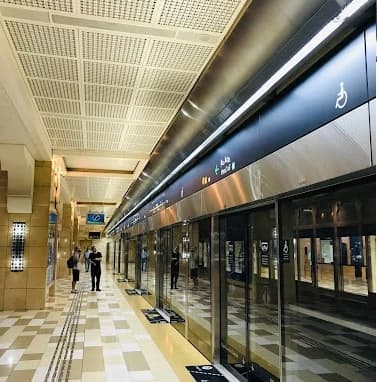 Al Ras Metro Station 1