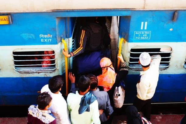 New Delhi Railway Station thumb 5