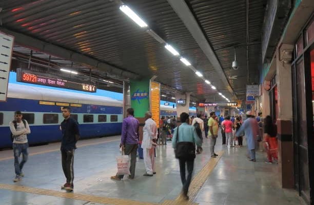 Nizamuddin Railway Station 10