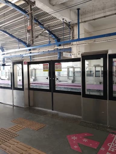 Botanical Garden Metro Station thumb 7