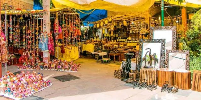 Dilli Haat - INA thumb 6
