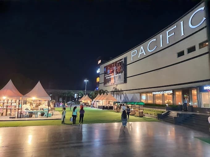 Pacific Mall Subhash Nagar 8