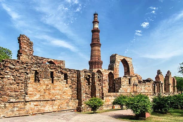 Qutab Minar thumb 1