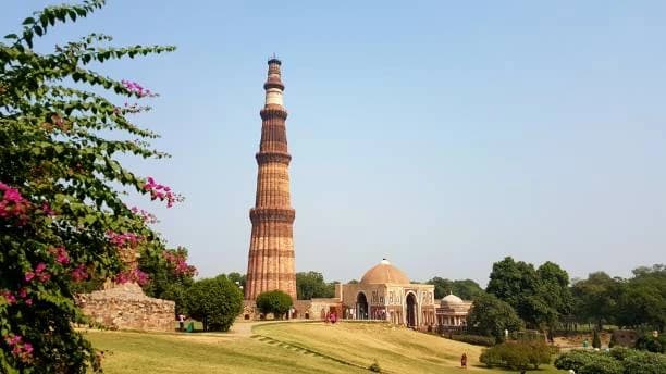 Qutab Minar thumb 3