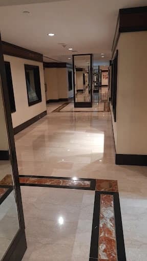 Trident Shopping Centre Mall Mumbai 4