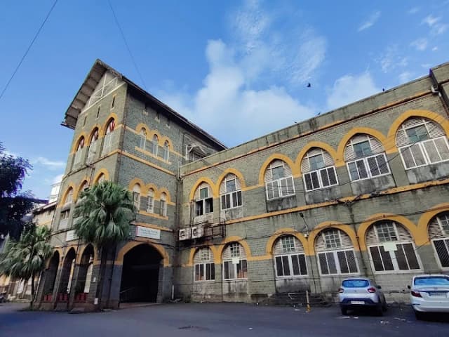 Saint George Hospital Mumbai thumb 2