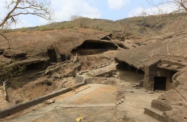 Mahakali Caves Mumbai thumb 7