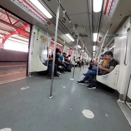Netaji Subhash Place Metro Station 3