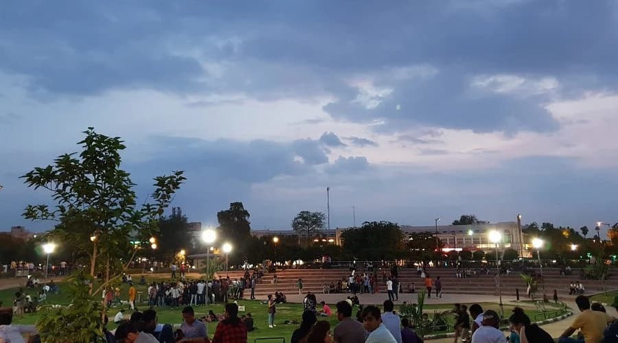 Central Park Delhi 4