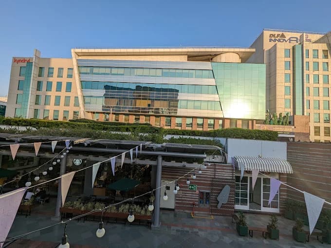 DLF CyberHub (Gurugram, Haryana) 5