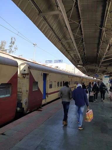 Bhopal Junction thumb 5