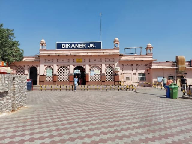Bikaner Junction thumb 2