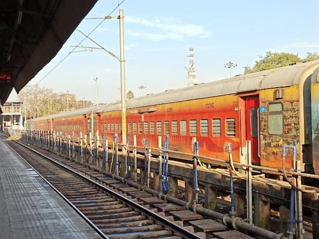 Prayagraj Junction thumb 2