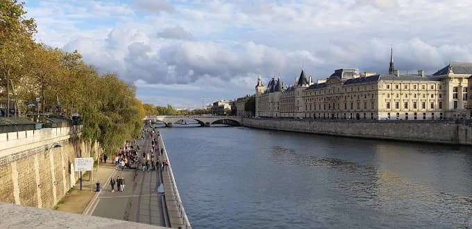 Châtelet–Les Halles 4