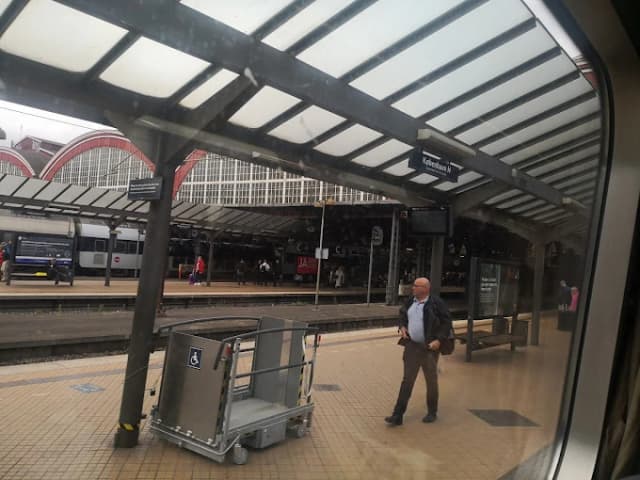 Copenhagen Central Station thumb 7