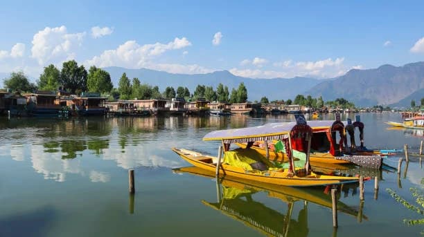 Dal Lake thumb 3