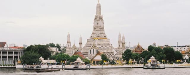 Wat Arun, Bangkok thumb 1