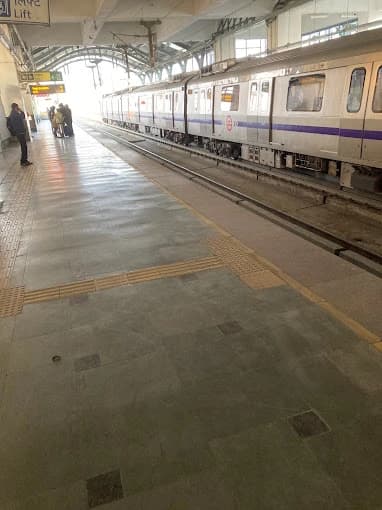 Badarpur Border Metro Station thumb 1