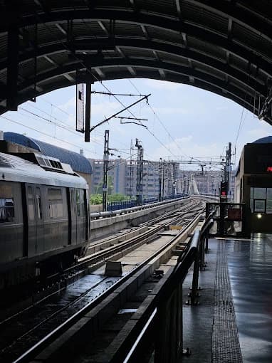 Indraprastha Delhi Metro Station thumb 4