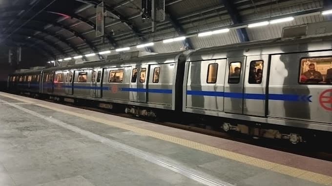 Jhandewalan Delhi Metro Station 1