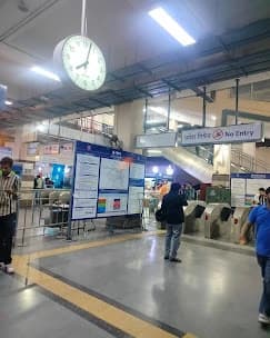 New Ashok Nagar Delhi Metro Station thumb 2