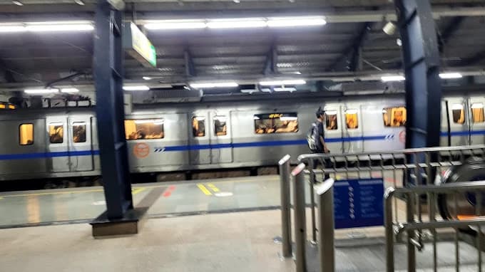 Nirman Vihar Delhi Metro Station 4