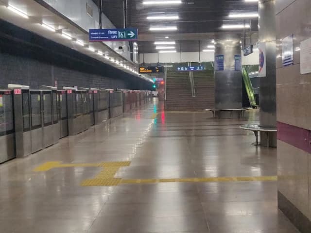 RK Puram Delhi Metro Station thumb 2