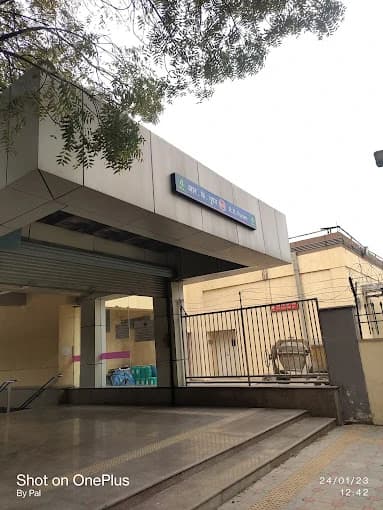 RK Puram Delhi Metro Station thumb 1
