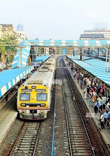 Charni Road Railway Station 2