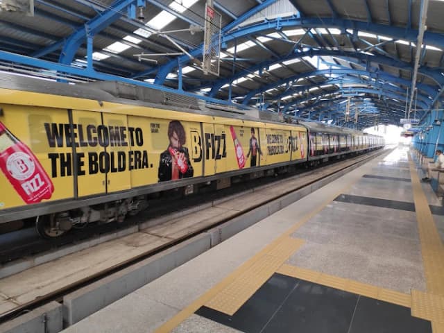 Noida Sector 34 Delhi Metro Station thumb 1