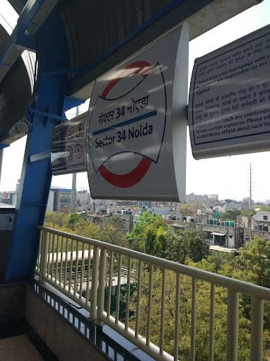 Noida Sector 34 Delhi Metro Station thumb 3