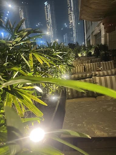 One8 Commune Noida thumb 4