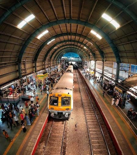 Goregaon Railway Station 4